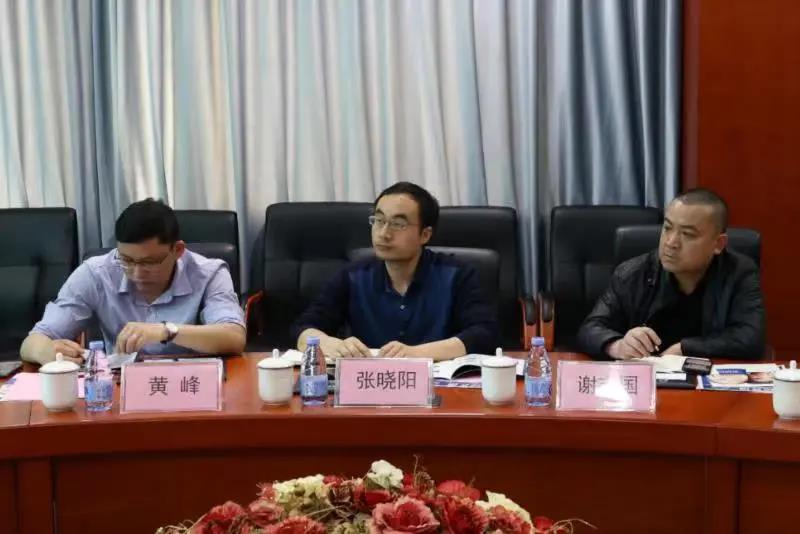 桂林市科學技術局局長張曉陽蒞臨桂林南藥調研指導工作 桂林市科學技術局局長張曉陽蒞臨桂林南藥調研指導工作